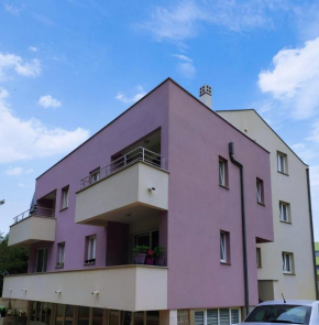 Отель Apartments Villa Lavanda  Задар